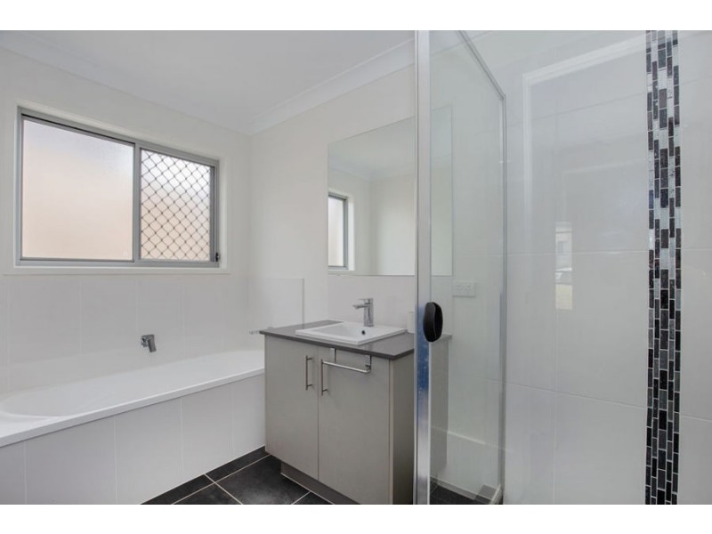 21 Butcherbird, Upper Coomera QLD 4209