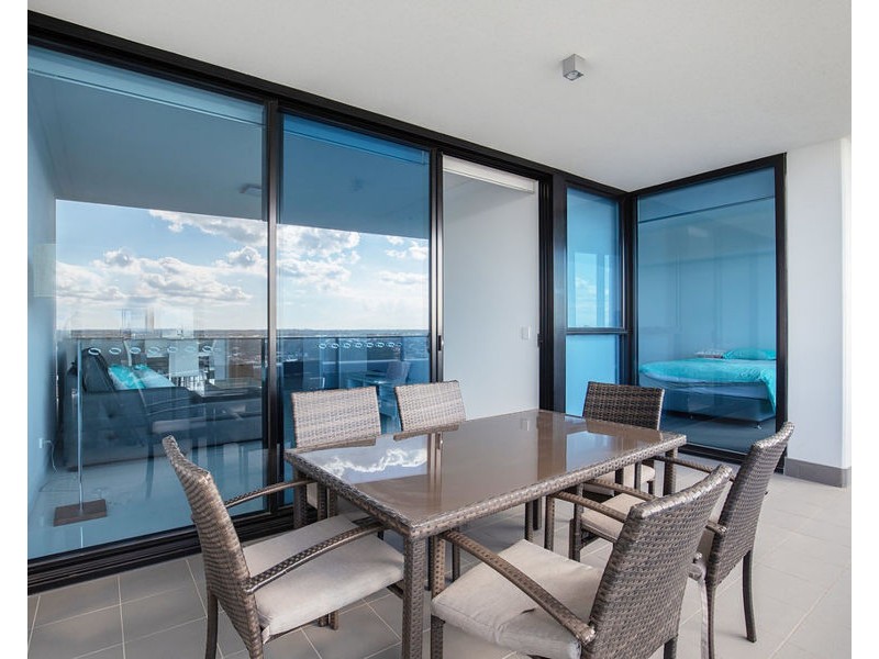Unit 11102 Waterpoint Residences, 5 Harbourside court, Biggera Waters QLD 4216