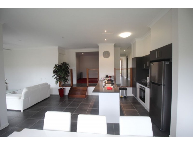 21 Butcherbird circuit, Upper Coomera QLD 4209