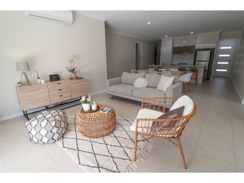 3 GALAH ST, Maudsland QLD 4210