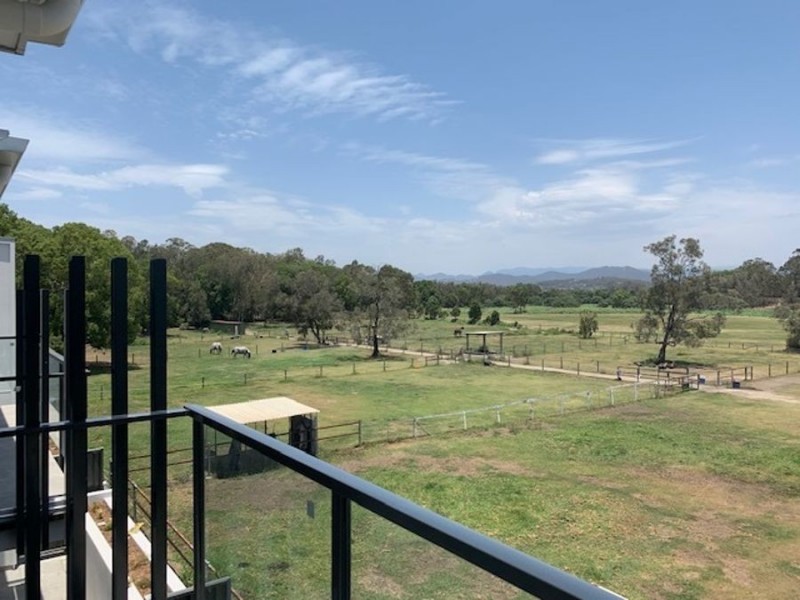 13/79 Macadie Way, Merrimac QLD 4226