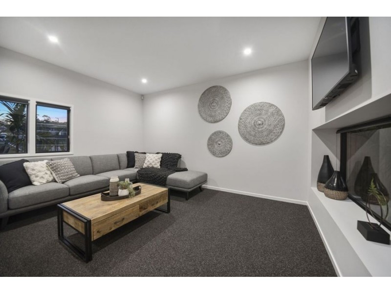 Coomera QLD 4209