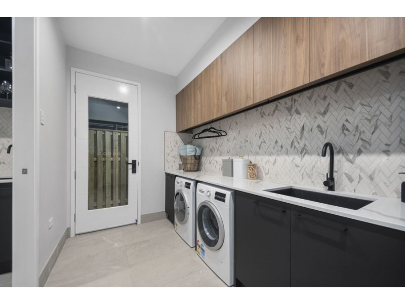 Coomera QLD 4209