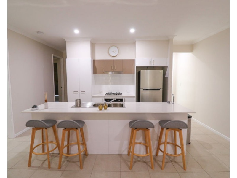 3 GALAH ST, Maudsland QLD 4210