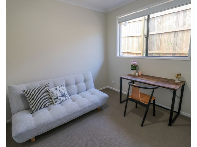 3 GALAH ST, Maudsland QLD 4210