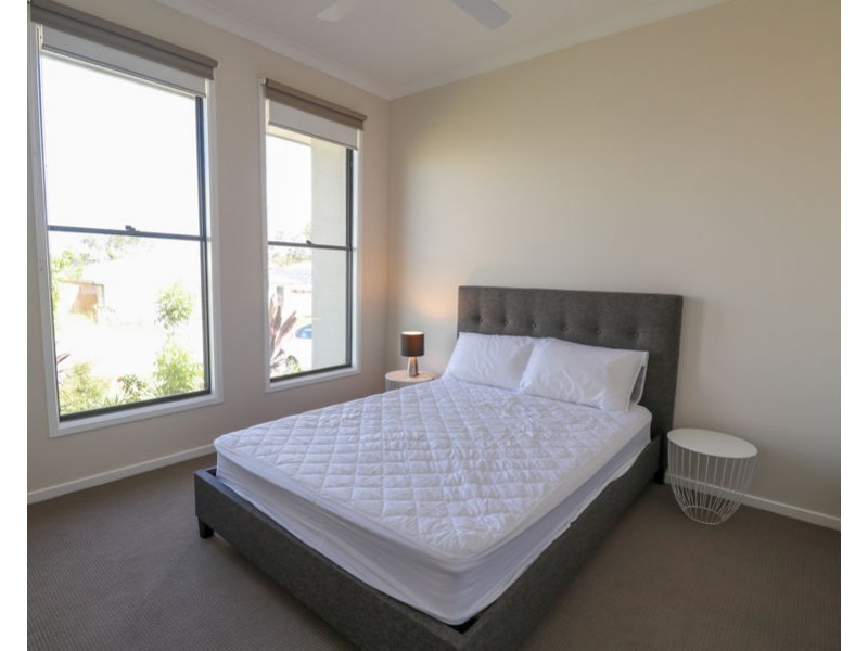 3 GALAH ST, Maudsland QLD 4210