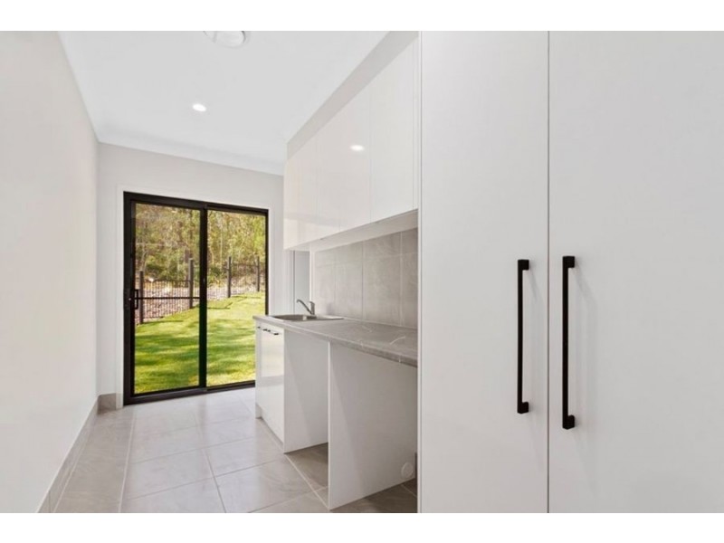 Coomera Waters QLD 4209