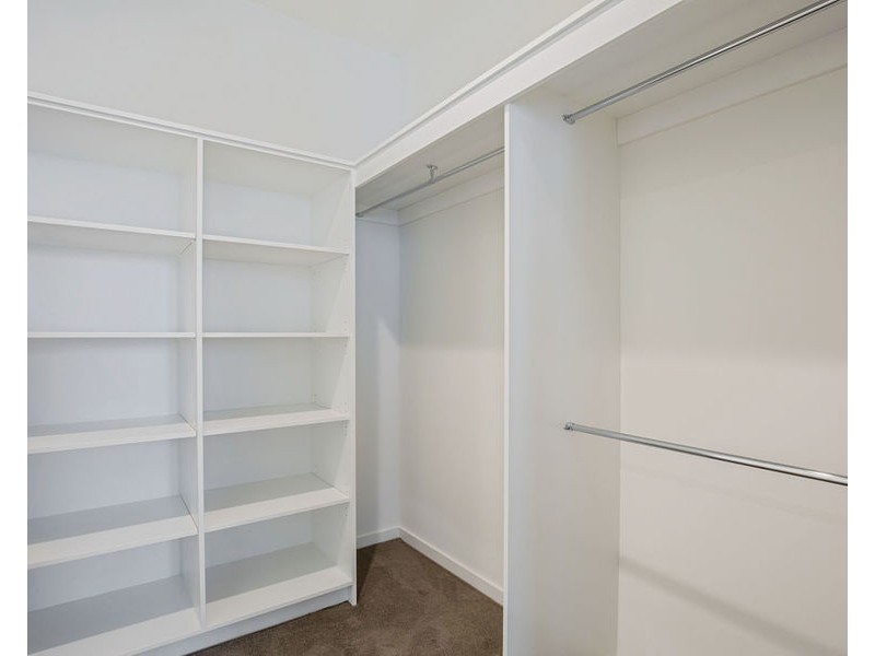 2/37 Sickle Avenue, Hope Island QLD 4212