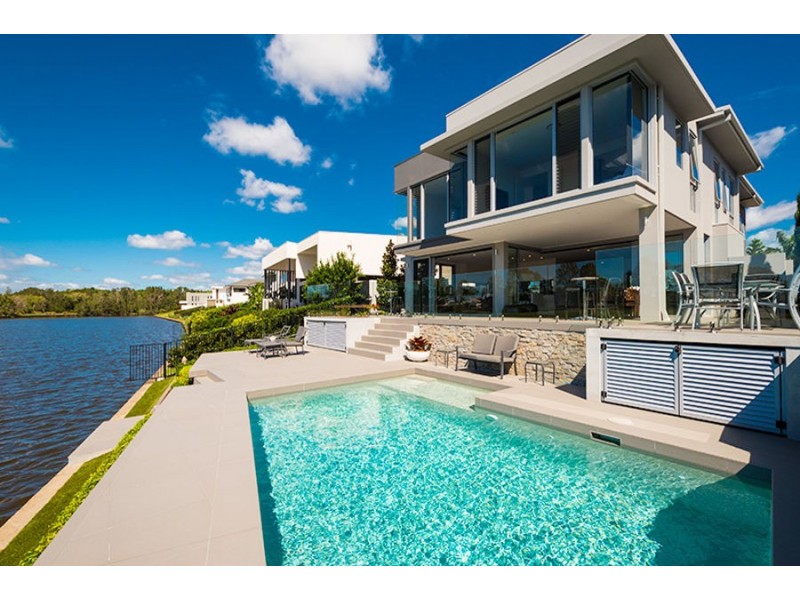 Hope Island QLD 4212