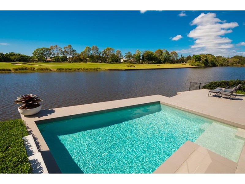 Hope Island QLD 4212