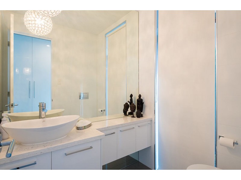 Hope Island QLD 4212