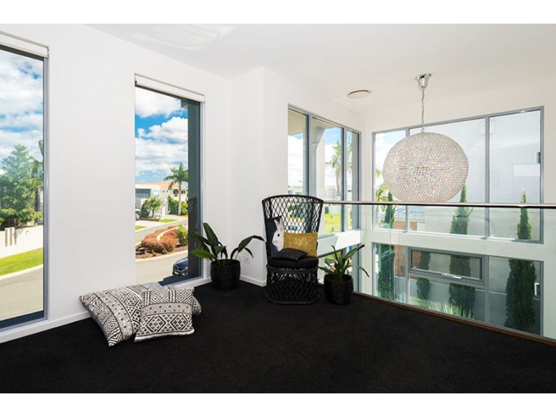 Hope Island QLD 4212