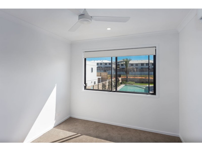 68 Gawthern street, Pimpama QLD 4209