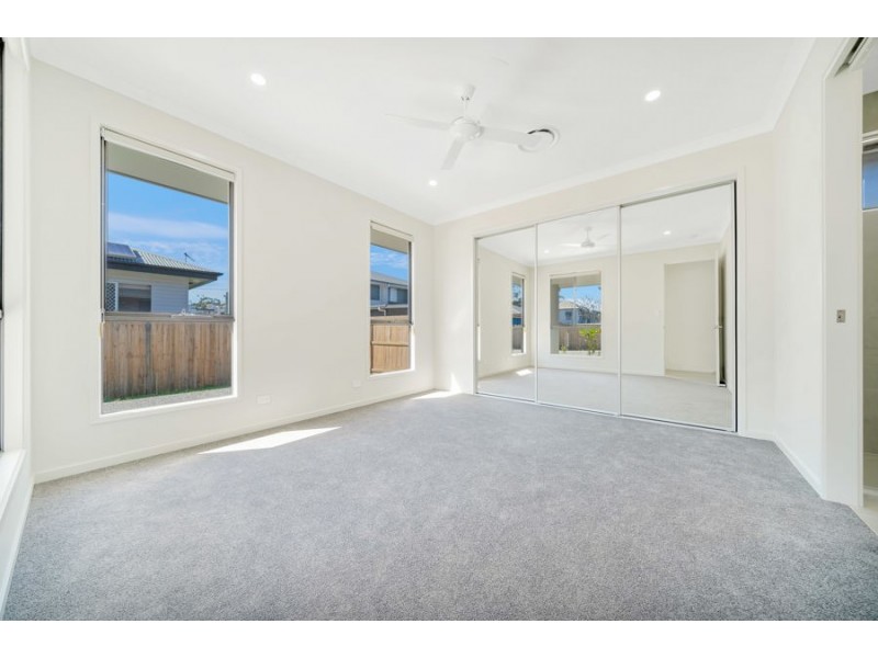 58 McConaghy St, Mitchelton QLD 4053