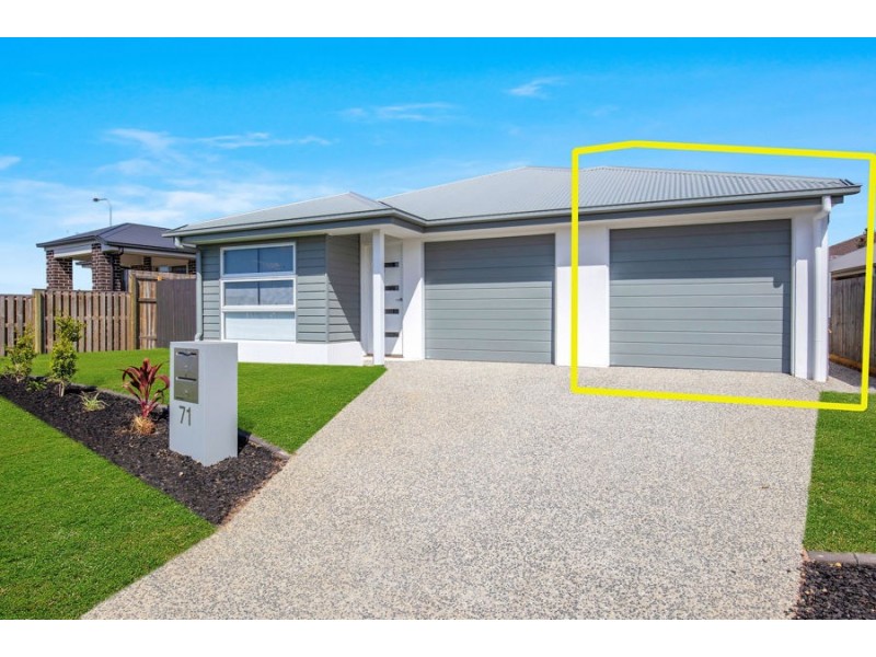 1/71 Village Blvd, Pimpama QLD 4209