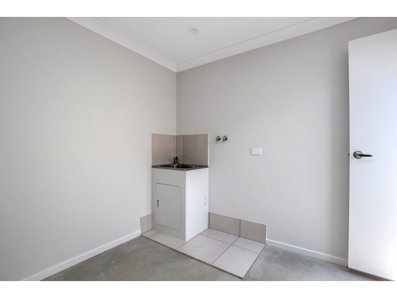 1/71 Village Blvd, Pimpama QLD 4209