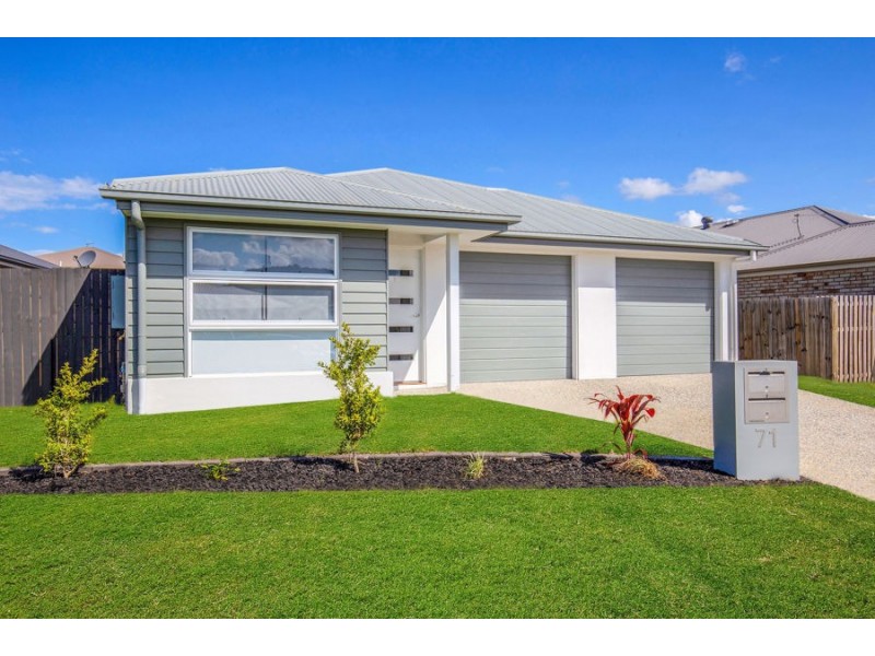 1/71 Village Blvd, Pimpama QLD 4209