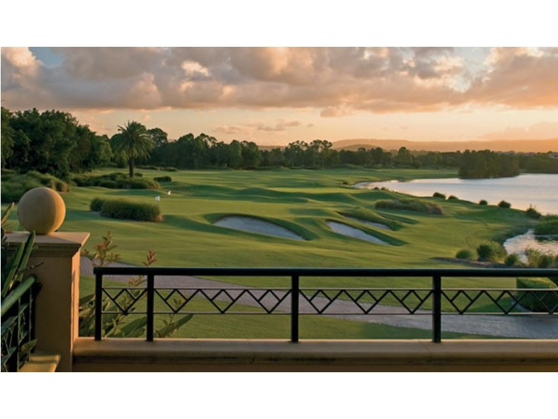 24/35 Sickle Avenue, Hope Island QLD 4212