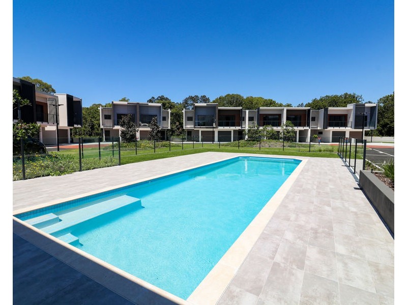 27/79-81 Macadie Way, Merrimac QLD 4226