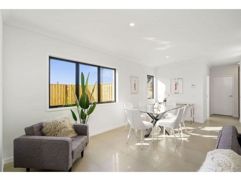 Hope Island QLD 4212