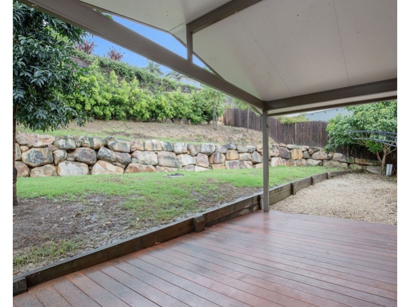 2/6 Morning Sun Court, Maudsland QLD 4210