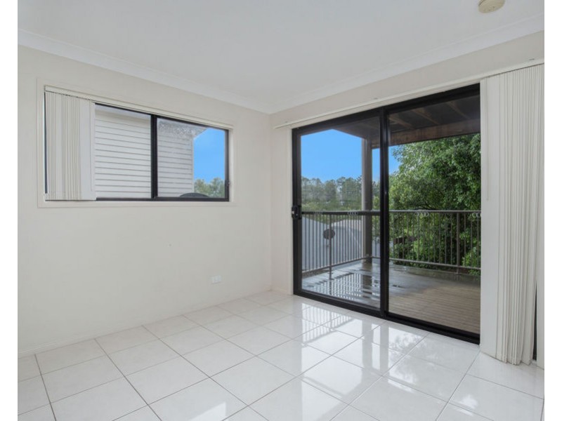 2/6 Morning Sun Court, Maudsland QLD 4210