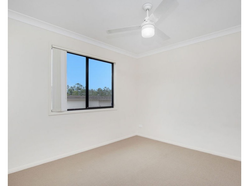 2/6 Morning Sun Court, Maudsland QLD 4210