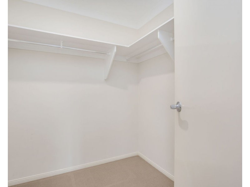 2/6 Morning Sun Court, Maudsland QLD 4210