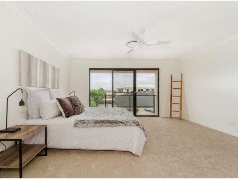 Redbank Plains QLD 4301