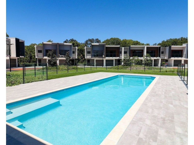 8 / 79-81 Macadie Way, Merrimac QLD 4226