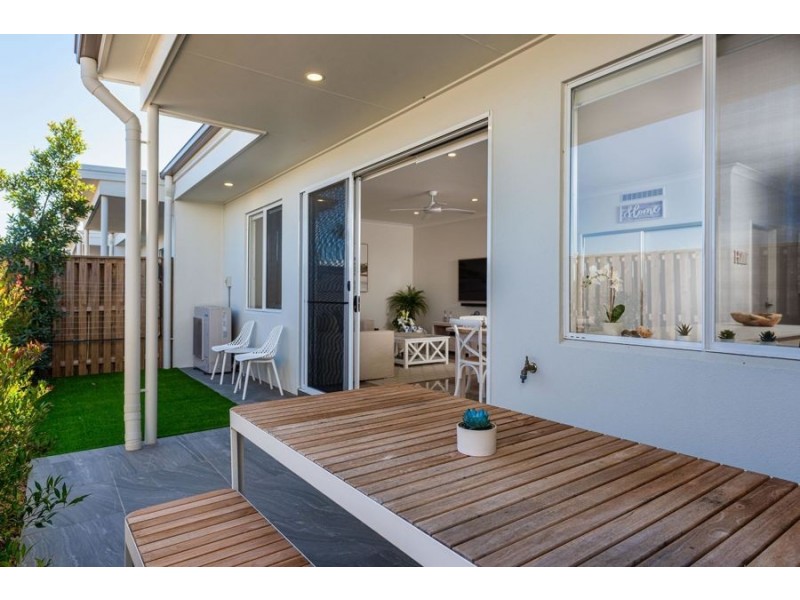 10/6 Park Cove Boulevard, Hope Island QLD 4212