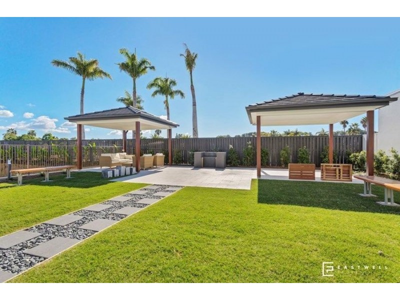 10/6 Park Cove Boulevard, Hope Island QLD 4212