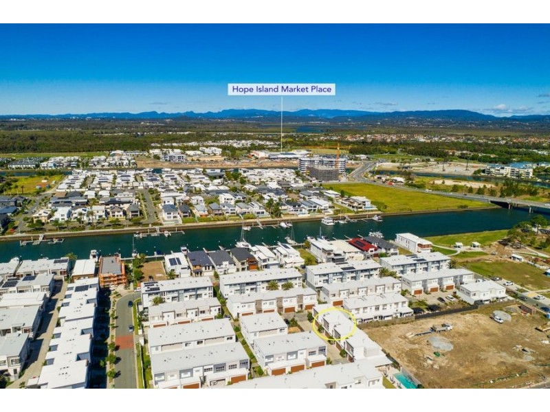 10/6 Park Cove Boulevard, Hope Island QLD 4212