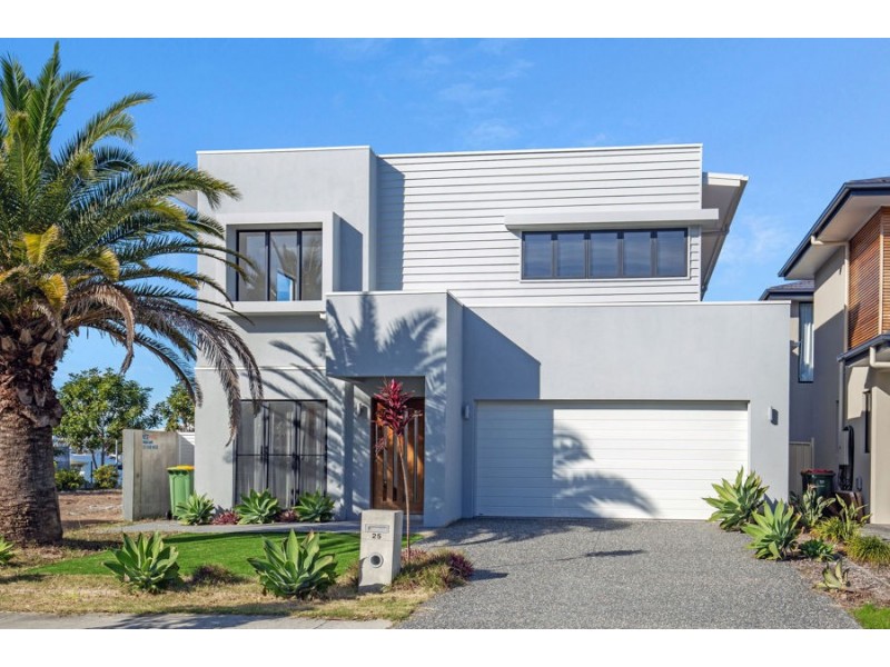 25 Park Cove Blvd, Hope Island QLD 4212