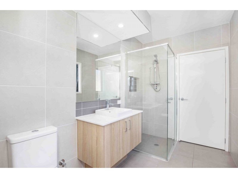 25 Park Cove Blvd, Hope Island QLD 4212