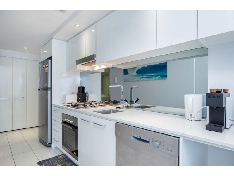 408/20 Labrador Street, Labrador QLD 4215