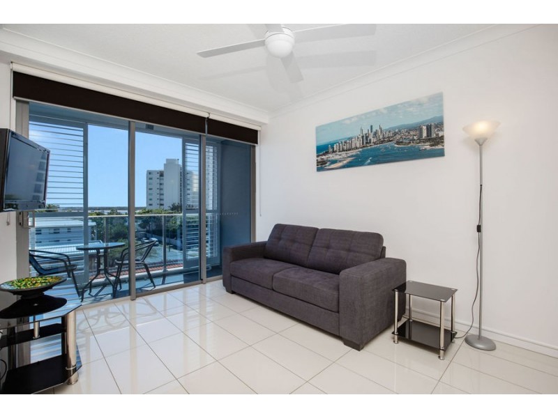 408/20 Labrador Street, Labrador QLD 4215