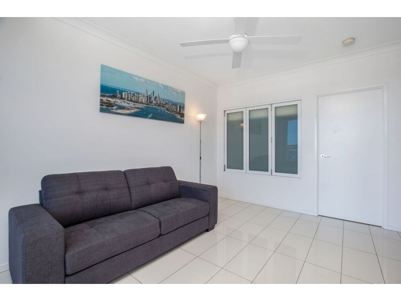 408/20 Labrador Street, Labrador QLD 4215