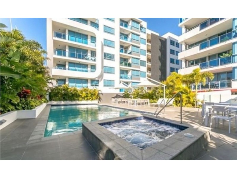 408/20 Labrador Street, Labrador QLD 4215