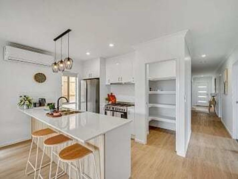 Logan Reserve QLD 4133