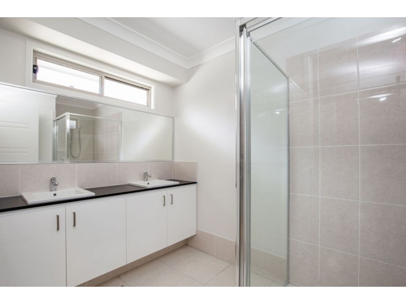 1/15 Hurley Street, Pimpama QLD 4209