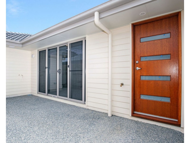 2/15 Hurley Street, Pimpama QLD 4209