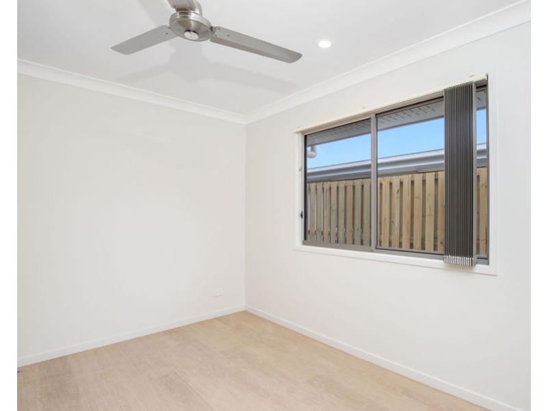 2/15 Hurley Street, Pimpama QLD 4209