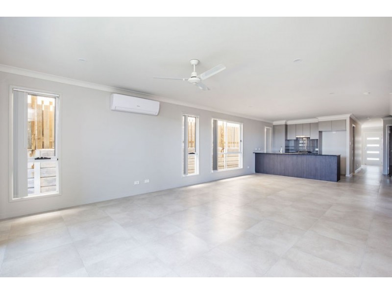 27 Burghardt Court, Pimpama QLD 4209