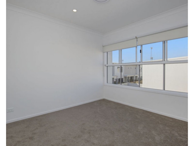 22/6 Park Cove Boulevard, Hope Island QLD 4212
