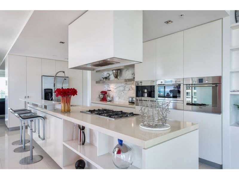 1701 Axis Apartments, 11-13 Hill Parade, Main Beach QLD 4217