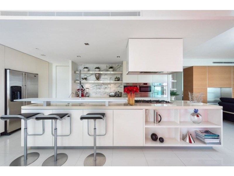 1701 Axis Apartments, 11-13 Hill Parade, Main Beach QLD 4217