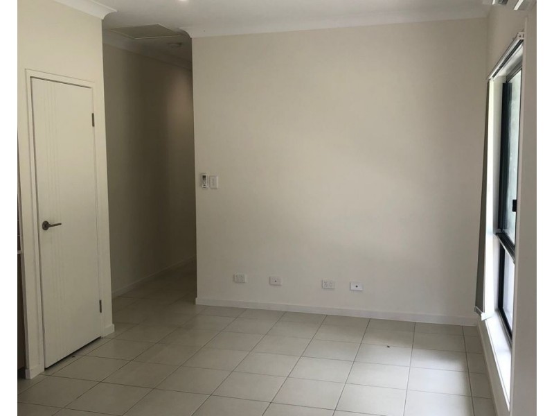 39B Gordon Drive, Upper Coomera QLD 4209