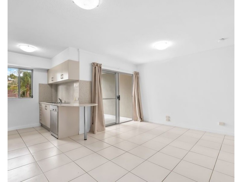 22/148 High Street, Southport QLD 4215
