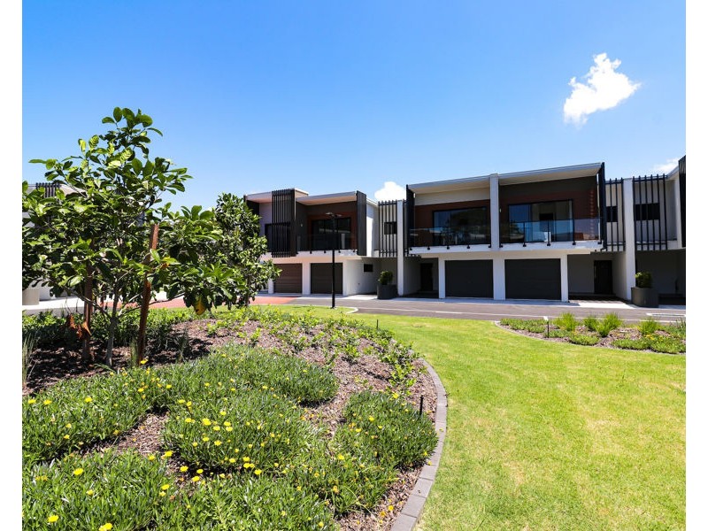 36 79-81 Macadie Way, Merrimac QLD 4226